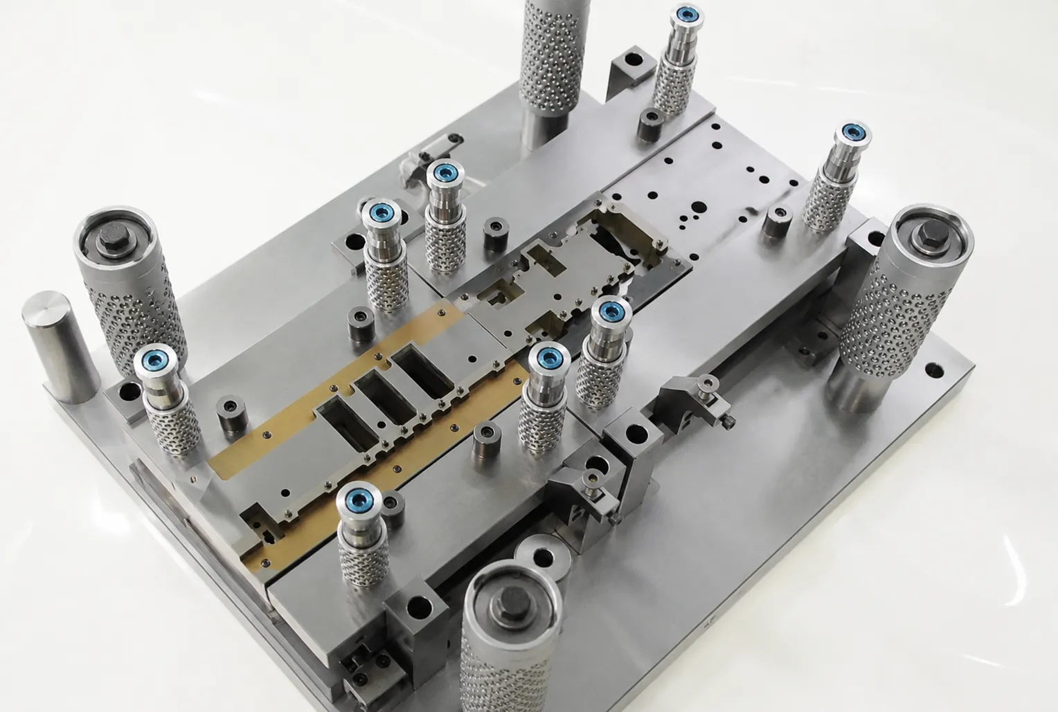 preogressive stamping in our vietnam factory